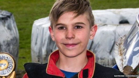 Ο 11χρονος, "νέος άνδρας", keir Millar.
